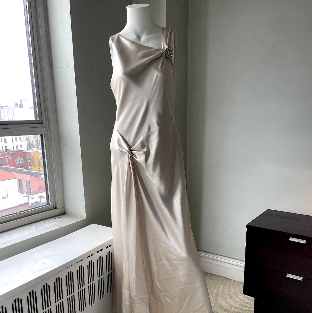 J R Nites blush silky gown